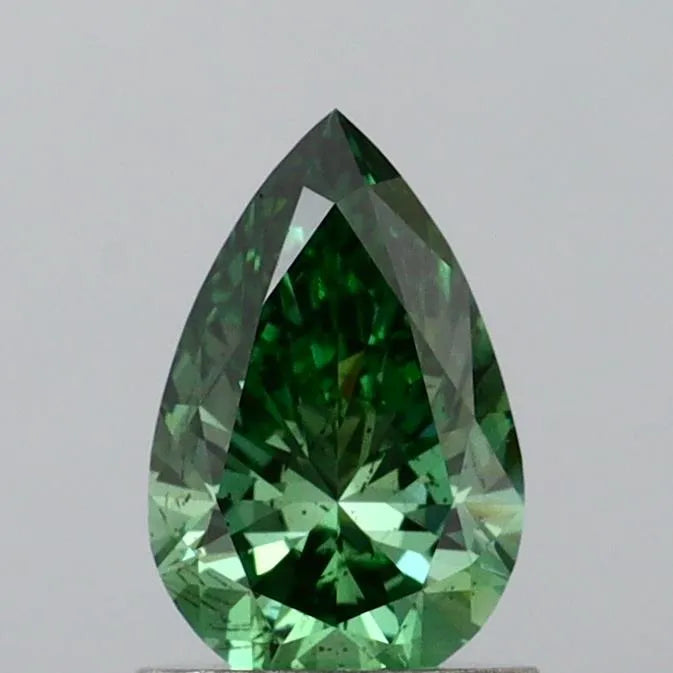 1.00ct Pear Lab Grown Diamond (Colour Fancy Vivid Green, Clarity SI1, IGI Certified)