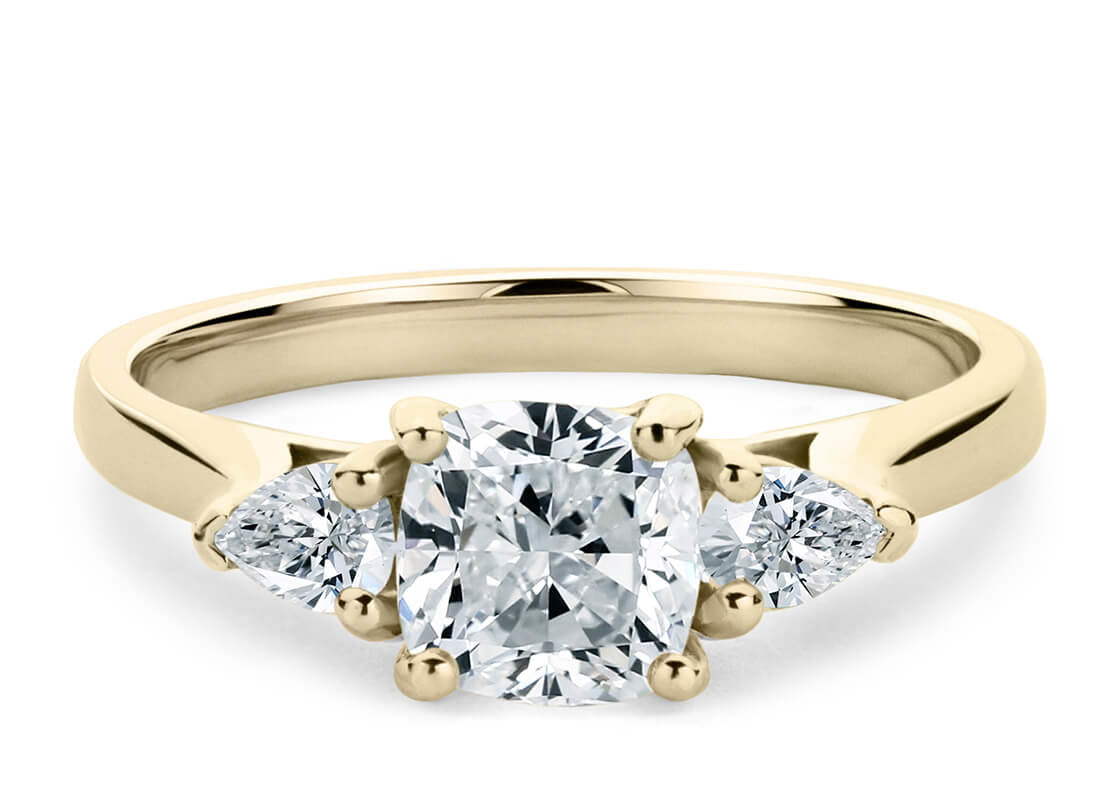 Barcelona Trilogy Yellow Gold 18k Cushion Engagement Ring
