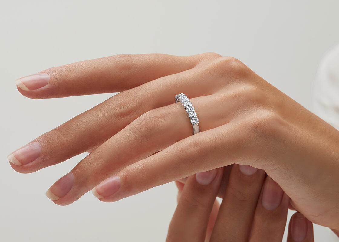 Regent Oval White Gold 18k Eternity Ring