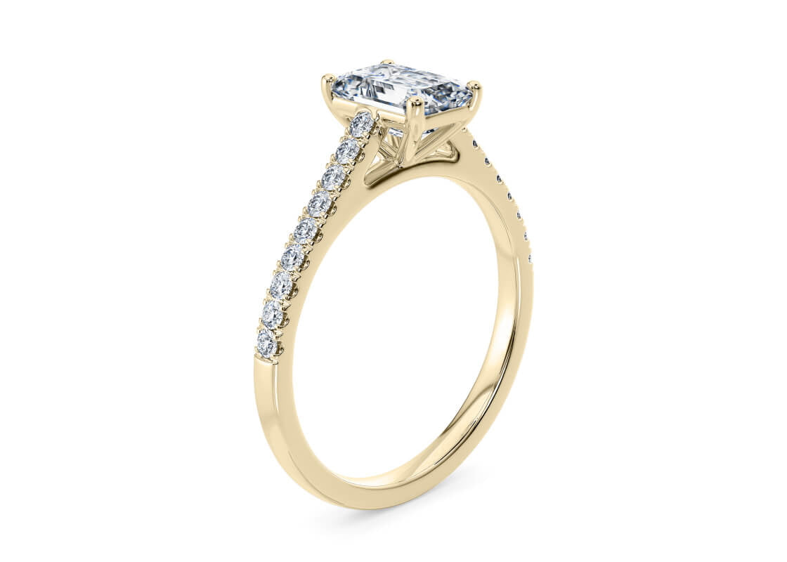 1477 Vintage Yellow Gold 18k Emerald Engagement Ring