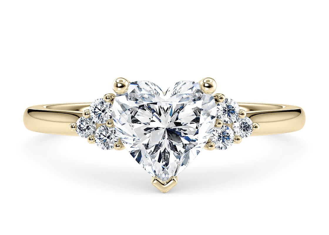 Rosa Vintage Yellow Gold 18k Heart Engagement Ring