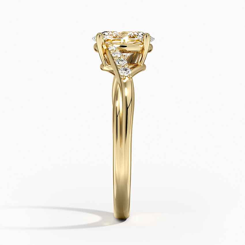 Chamise Diamond Ring (1/15 ct. tw.) Yellow Gold 18k Oval Engagement Ring