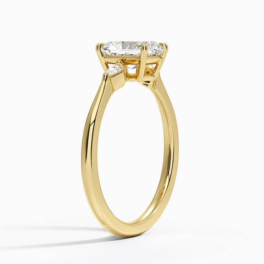 Petite Cometa Three Stone Diamond Ring Yellow Gold 18k Radiant Engagement Ring