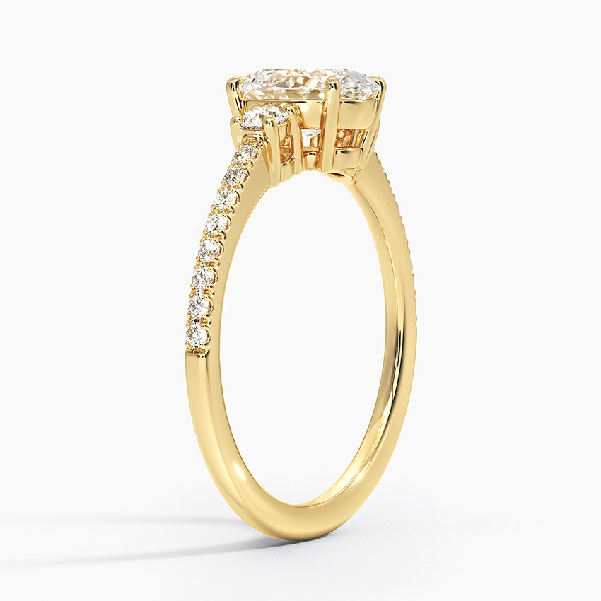Lyra Three Stone Diamond Ring (1/4 ct. tw.) Yellow Gold 18k Oval Engagement Ring