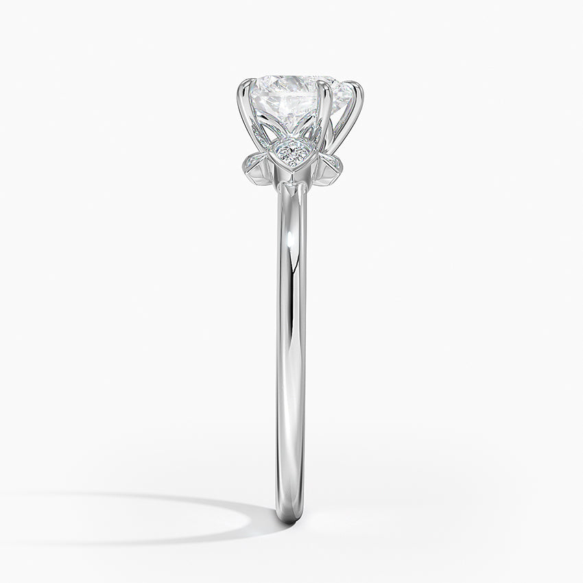 Fiore Diamond Ring Platinum Heart Engagement Ring