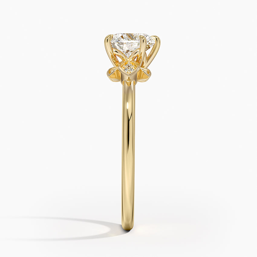 Fiore Diamond Ring Yellow Gold 18k Heart Engagement Ring