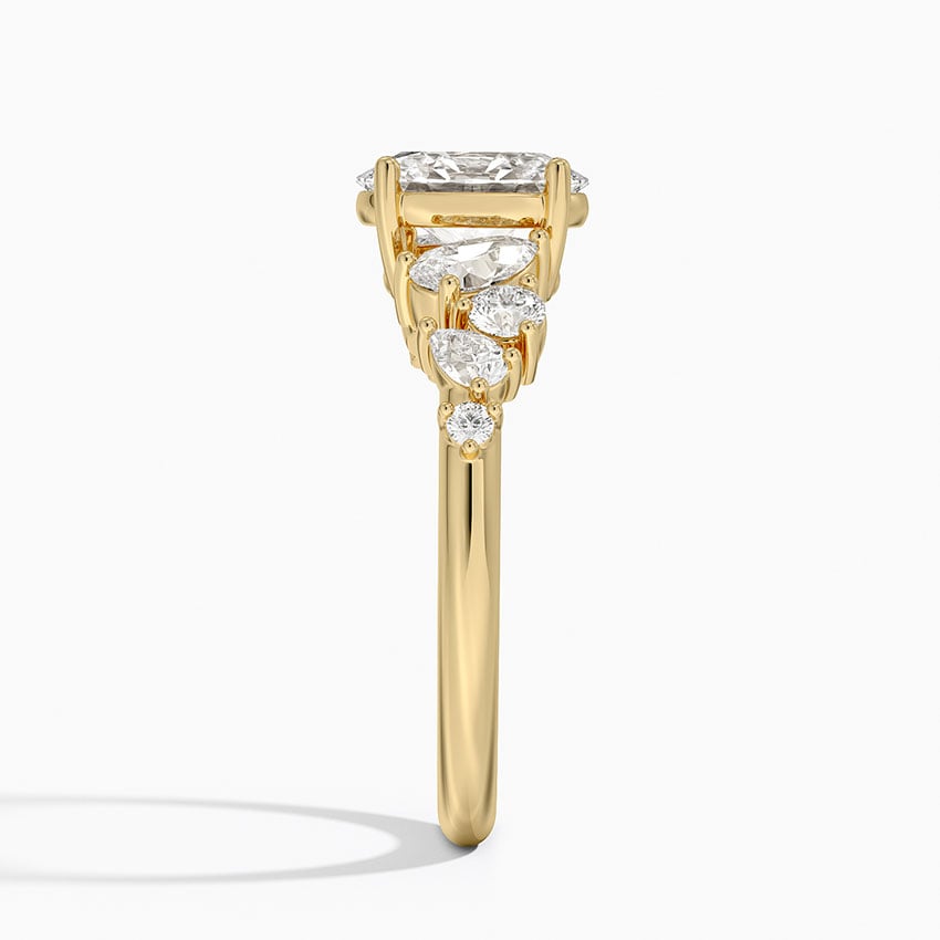Olivetta Tapered Diamond Ring (1/2 ct. tw.) Yellow Gold 18k Oval Engagement Ring
