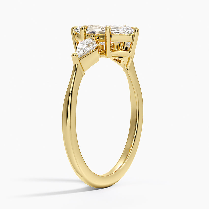 Luxe Cometa Three Stone Diamond Ring (1/3 ct. tw.) Yellow Gold 18k Marquise Engagement Ring