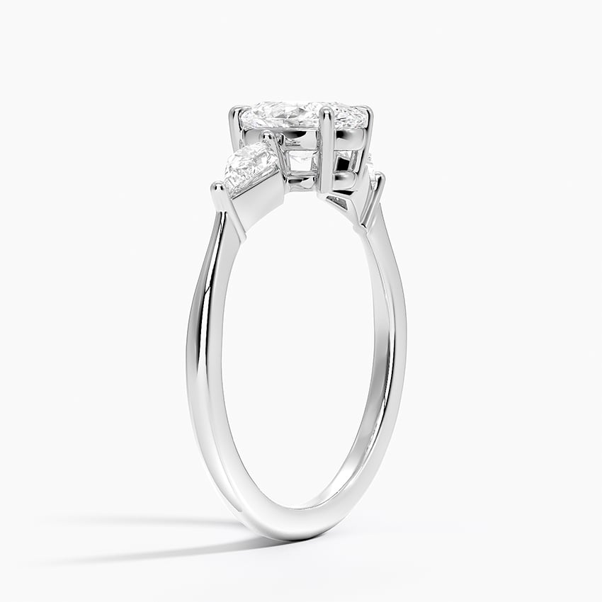 Luxe Cometa Three Stone Diamond Ring (1/3 ct. tw.) Platinum Oval Engagement Ring