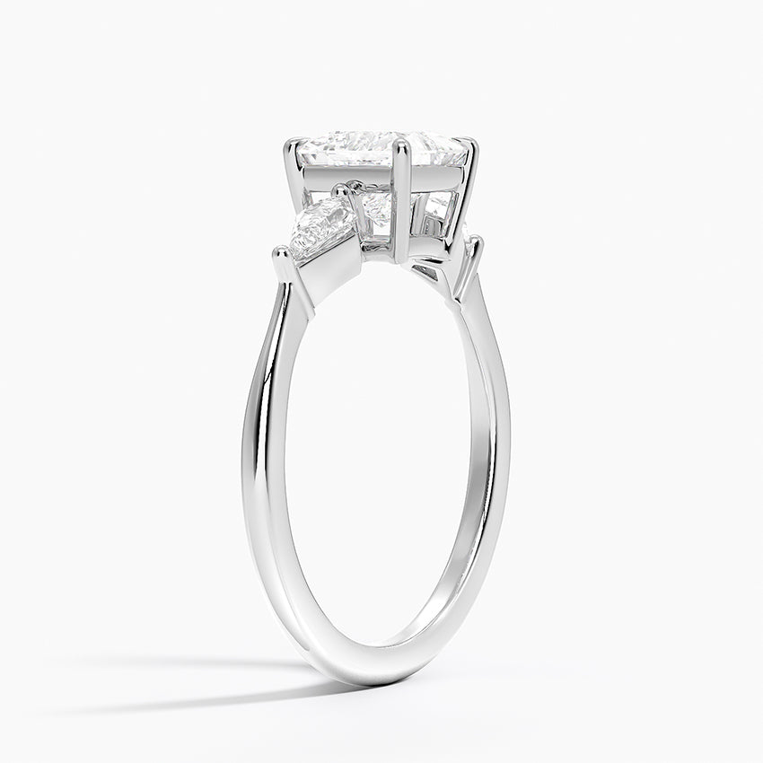 Luxe Cometa Three Stone Diamond Ring (1/3 ct. tw.) Platinum Princess Engagement Ring