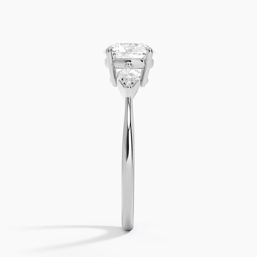 Luxe Cometa Three Stone Diamond Ring (1/3 ct. tw.) Platinum Round Engagement Ring