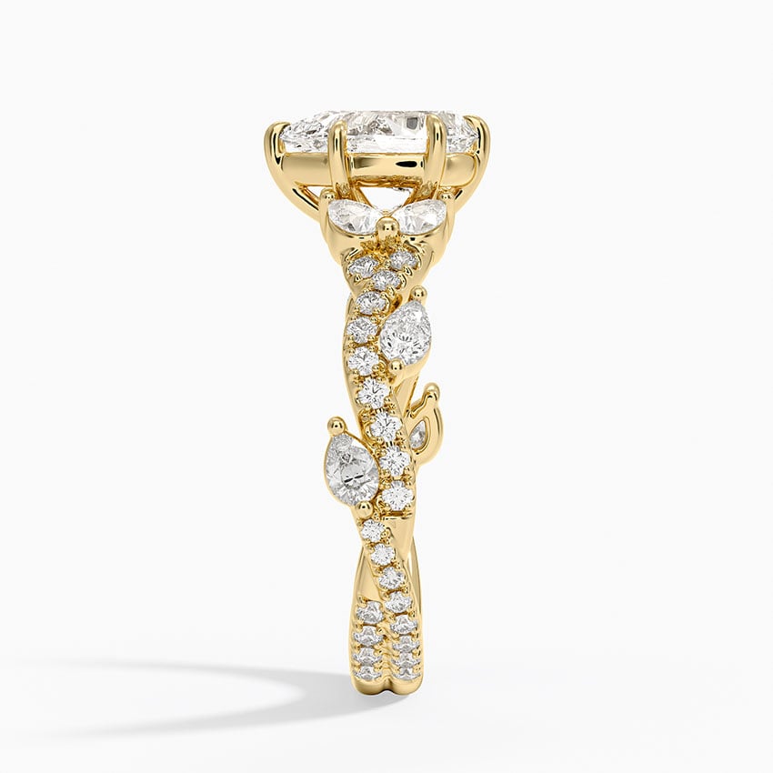 Vintage Secret Garden Diamond Ring (2/3 ct. tw.) Yellow Gold 18k Pear Engagement Ring