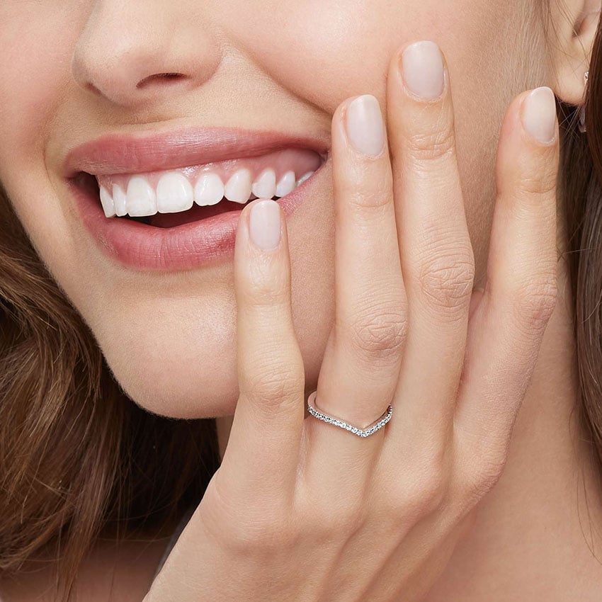 Flair Diamond Ring (1/6 ct. tw.) Platinum Wedding Band