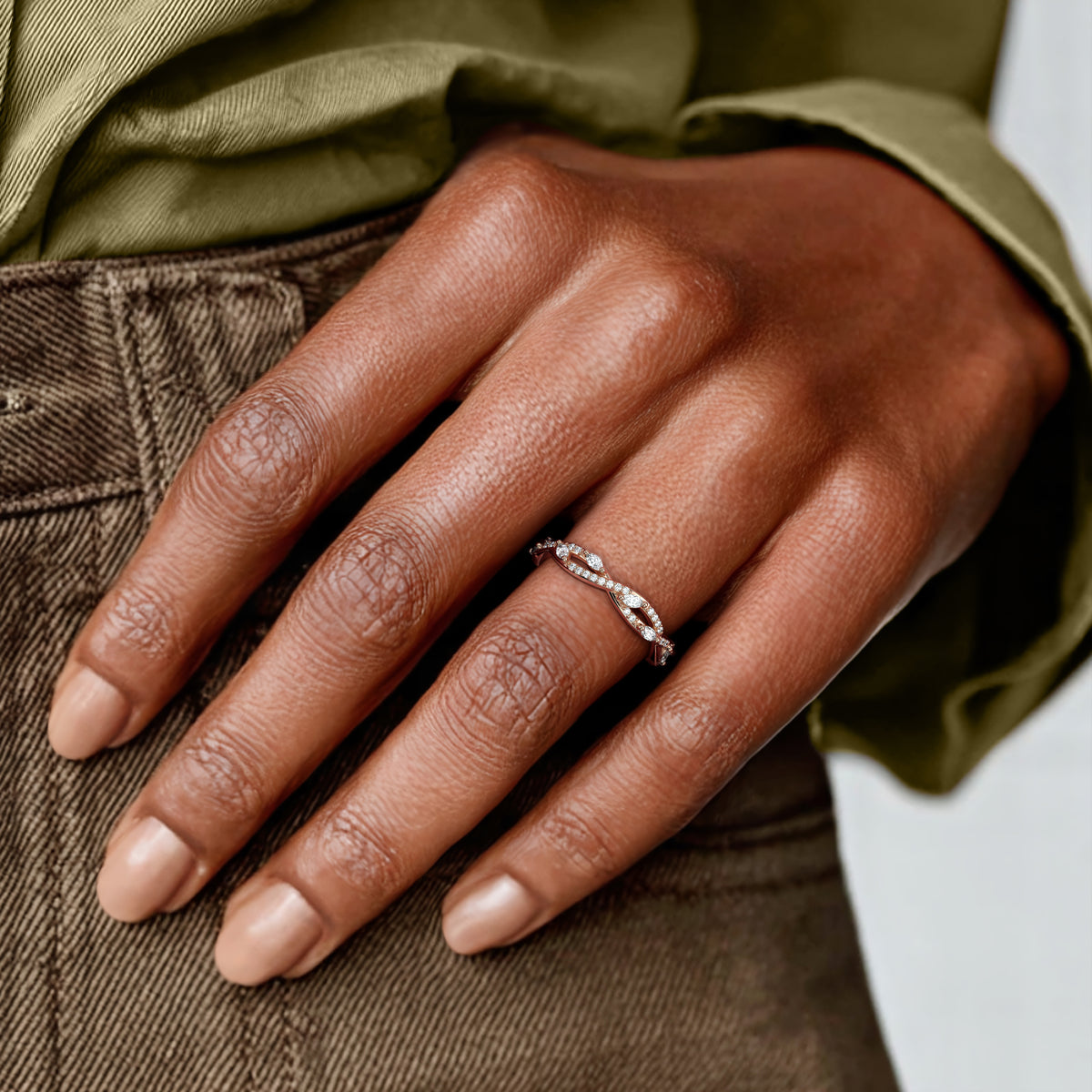 Luxe Secret Garden Diamond Ring Rose Gold 18k Wedding Band