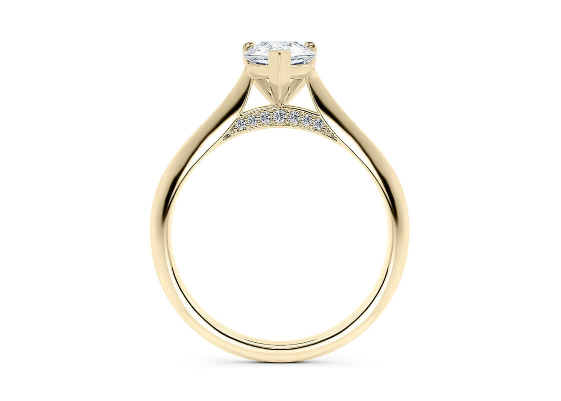 Iris Solitaire Yellow Gold 18k Pear Engagement Ring