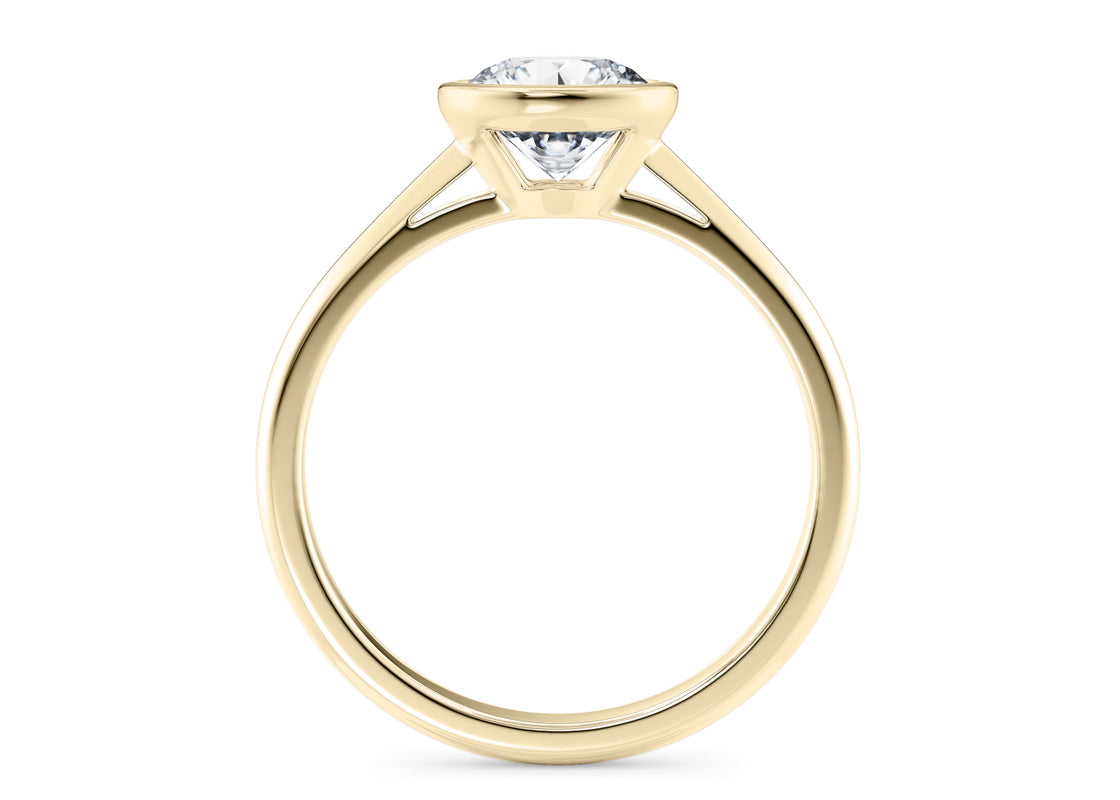 Luna Solitaire Yellow Gold 18k Round Engagement Ring
