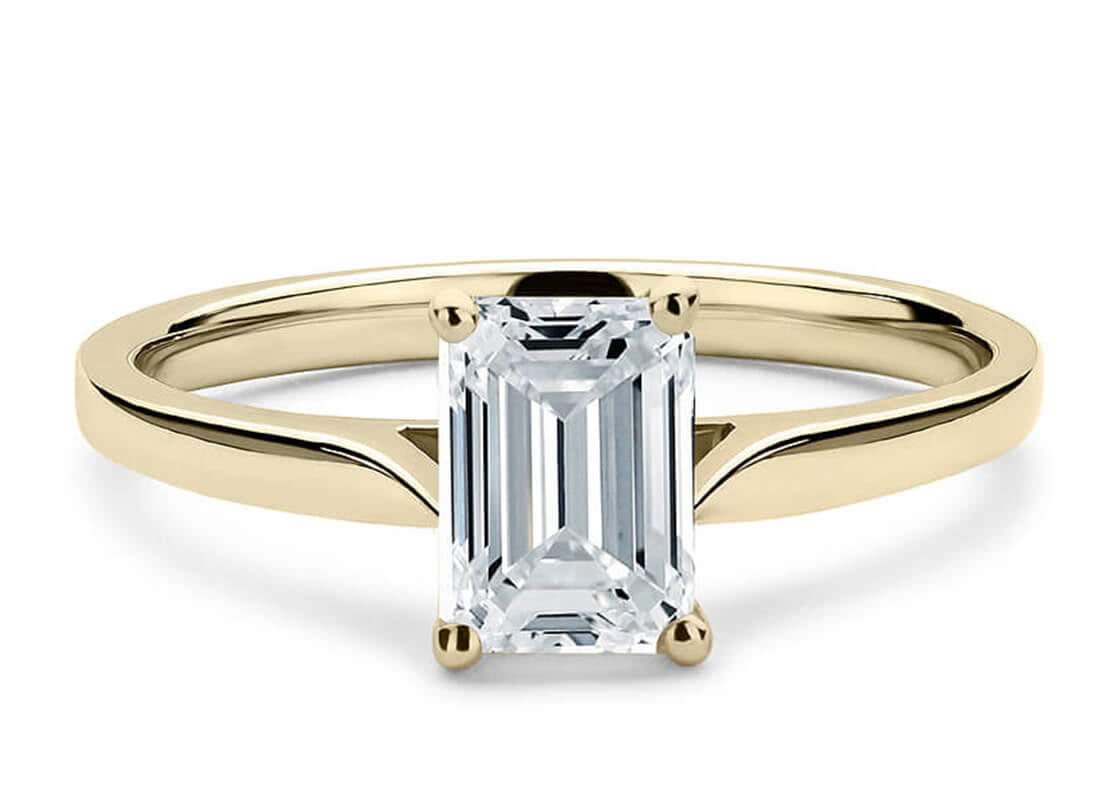 Contour Solitaire Yellow Gold 18k Emerald Engagement Ring
