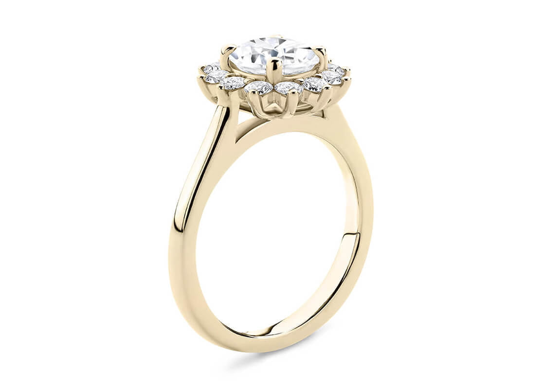Edwardia Halo Yellow Gold 18k Round Engagement Ring
