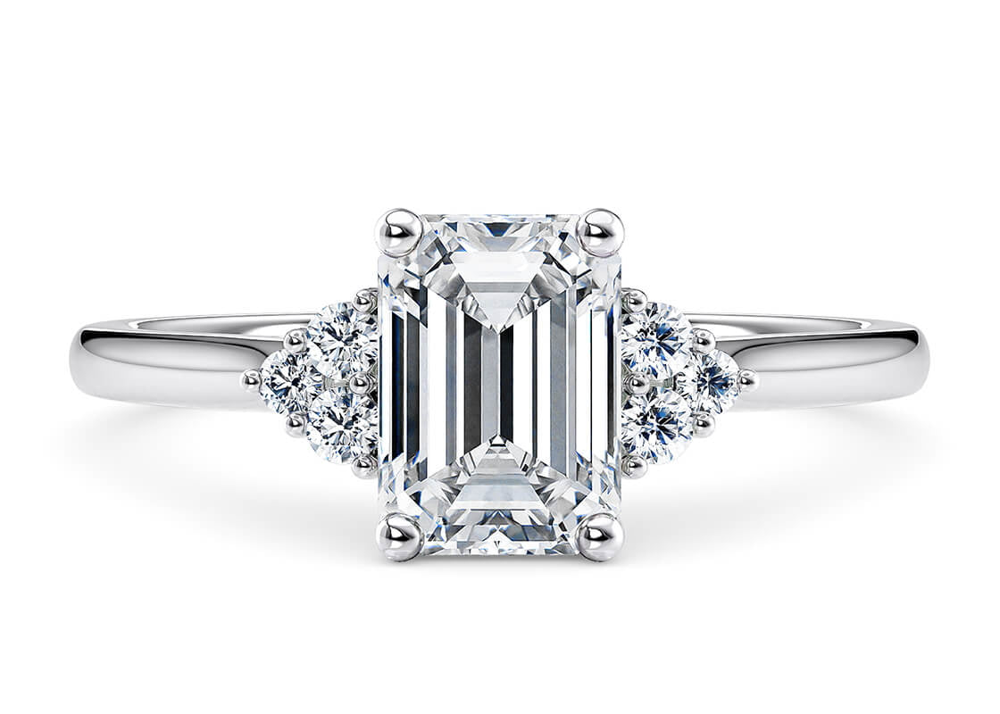 Rosa Vintage Platinum Emerald Engagement Ring