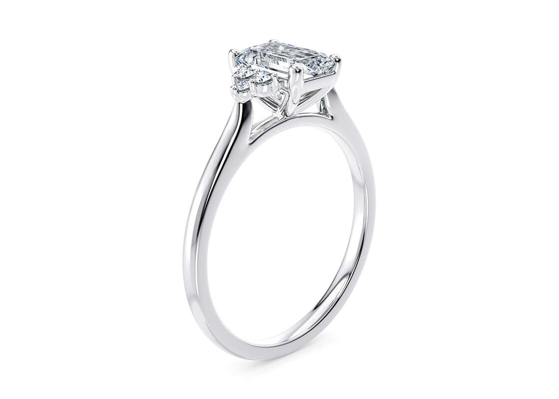 Rosa Vintage Platinum Emerald Engagement Ring