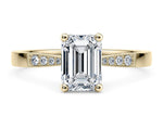Delicacy Vintage Yellow Gold 18k Emerald Engagement Ring