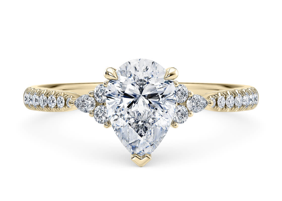 Gaia Vintage Yellow Gold 18k Pear Engagement Ring