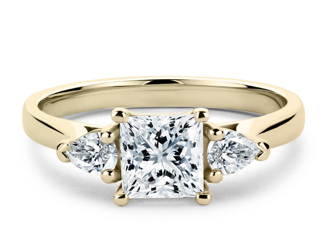 Barcelona Trilogy Yellow Gold 18k Princess Engagement Ring