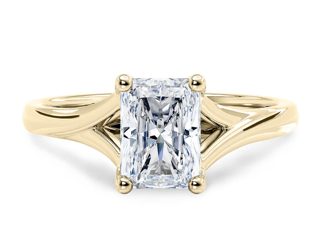 Hanover Solitaire Yellow Gold 18k Radiant Engagement Ring